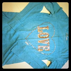 Aero long sleeve tshirt.